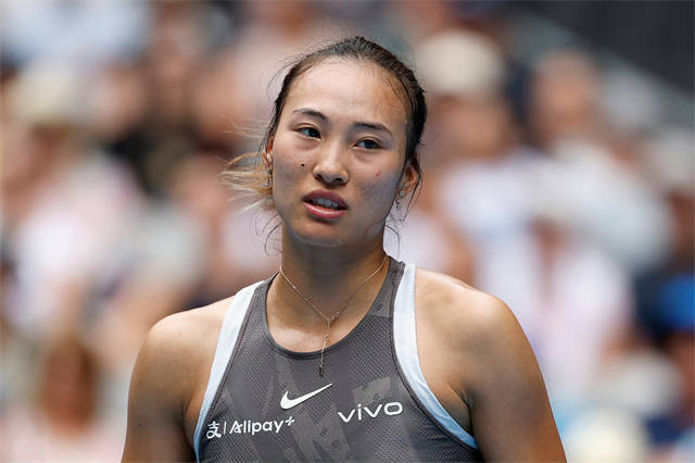 九游会·j9官方网站郑钦文输球输人?赛后埋怨没礼貌,被批代言多飘了,讲出自己问题