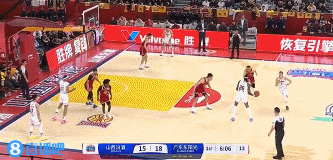 j9九游真人游戏第一品牌登录入口帽子戏法！胡明轩连中3记三分 帮助广东占据场上主动