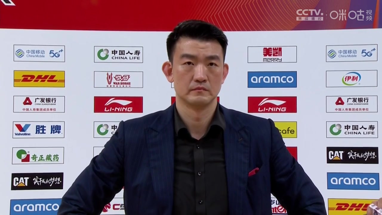 j9九游会老哥俱乐部交流王博：上场赢球后全队信心得到提振 希望球迷继续支持我们