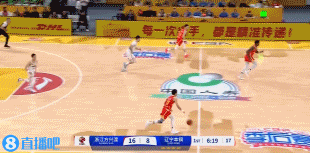 j9九游会官方登录真有侵略性！广厦外援奈特捡漏反篮后再中坚决三分！连砍5分！